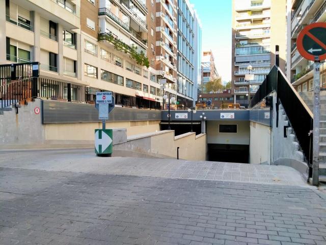 Garaje en venta en Tetuán, Madrid