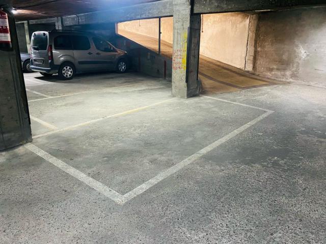 Parking en alquiler en Vigo, A Sagrada Familia