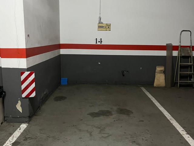 Parking en alquiler en Viladecans, l'Eixample Centre