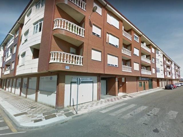 Garaje en venta en Villaquilambre, Navatejera