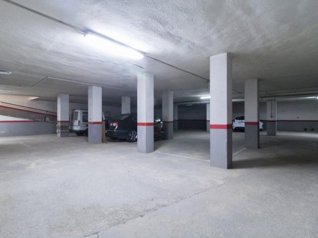 Parking en venta en Xirivella, Barri del Mont de Pietat