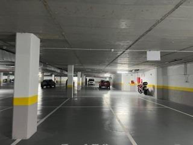 Garaje en venta en Peñacastillo, Santander
