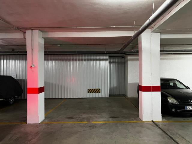Garaje en venta en Córdoba, Andalucía