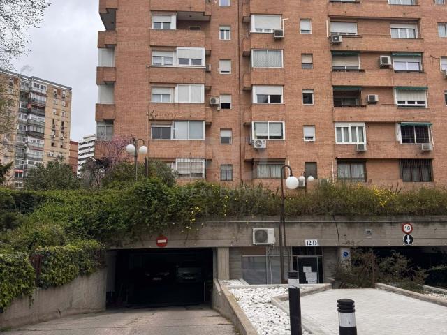 Garaje en venta en Retiro, Madrid