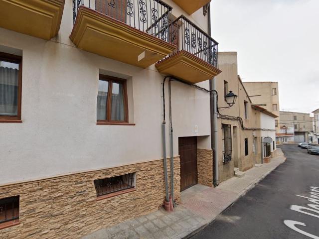 Garaje en venta en Tarazona de la Mancha, Albacete
