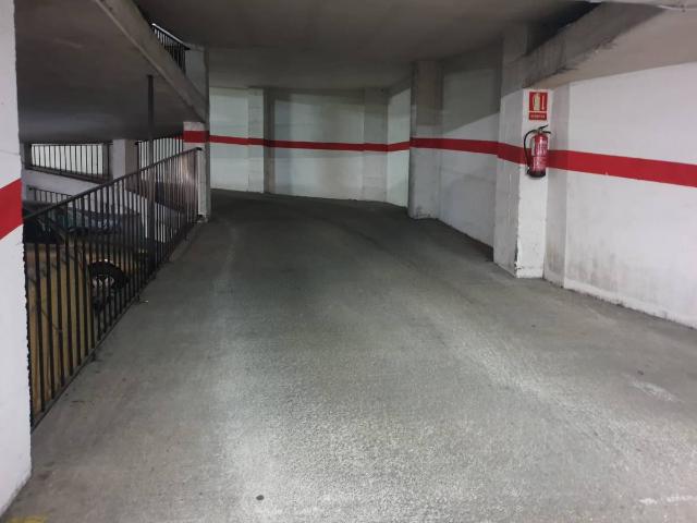 Garaje en venta en Crevillent