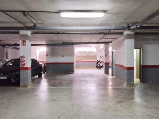 Garaje en venta en el Vinalopó Mitjà / El Vinalopó Medio, Valencia