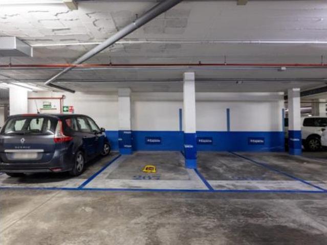 Garaje en venta en Entreplatges, Alacant / Alicante