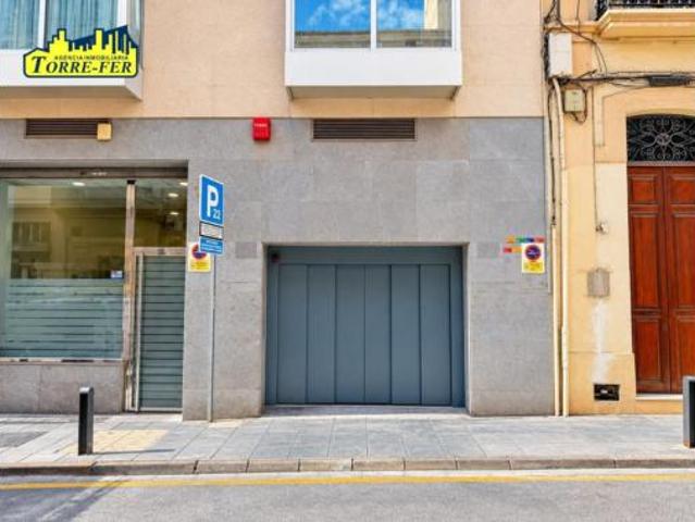 Garaje en venta en Barrio de las Cruces, Almería