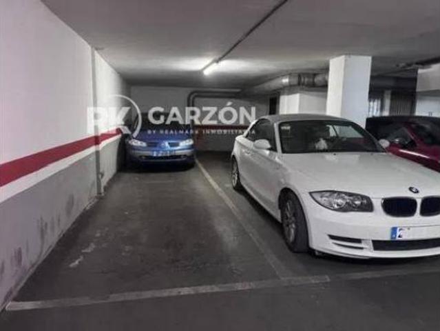 Garaje en venta en Barrio de las Cruces, Almería