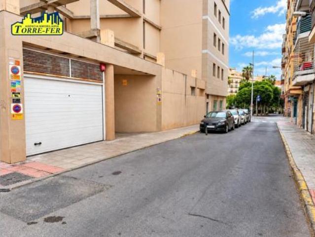 Garaje en venta en Plaza de Toros, Almería