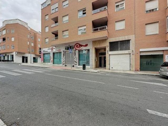 Garaje en venta en El Eucalipto, Almería