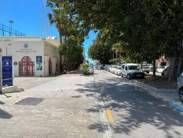 Garaje en venta en Urbanización La Noria, Almuñécar