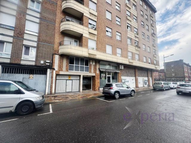 Garaje en venta en Mieres, Barrio de Santa Marina