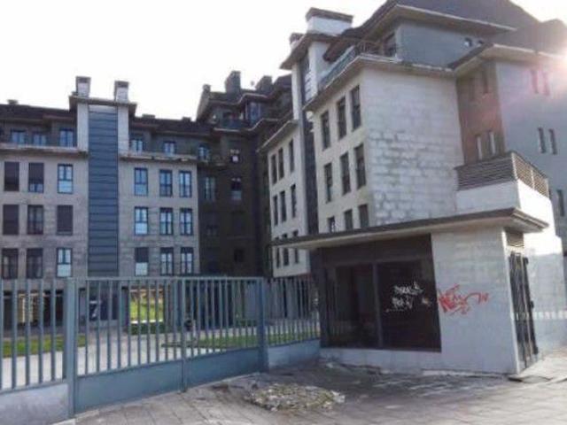 Garaje en venta en Siero