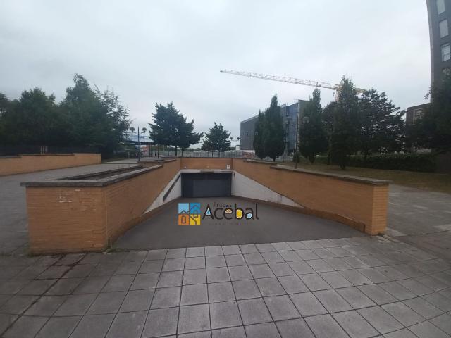 Garaje en venta en Gijón, Polígono de Pumarín