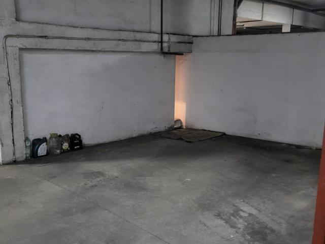 Garaje en venta en Azuaga, Extremadura