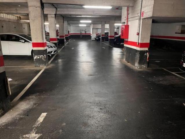 Garaje en venta en Arizgoiti, Basauri
