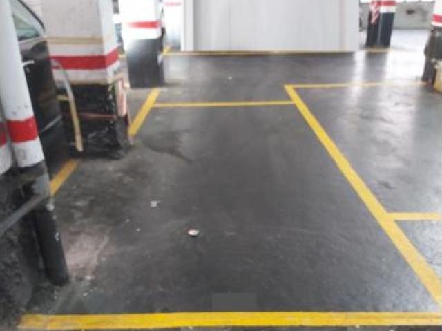 Garaje en venta en Urbi, Basauri