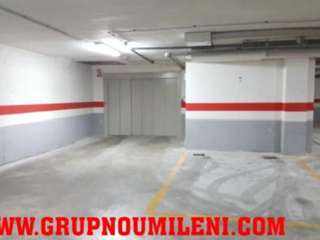 Garaje en venta en la Florida, Benetússer