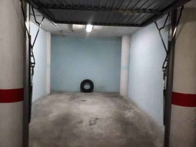 Garaje en venta en Barrio del Cerro, Cabra