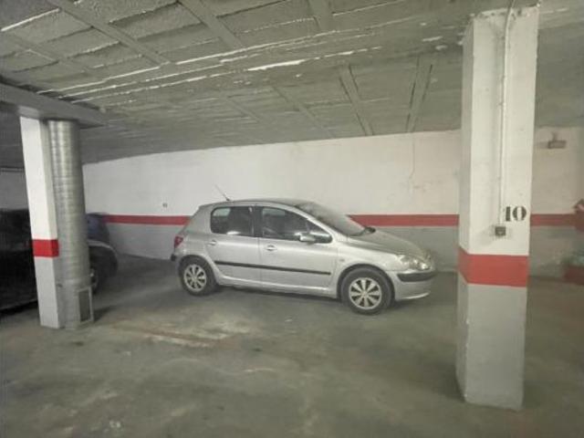 Garaje en venta en Barrio del Cerro, Cabra