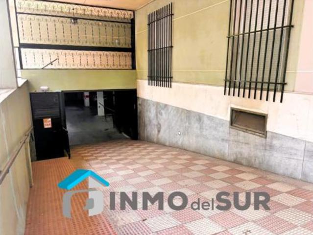 Garaje en venta en Cabra, Córdoba