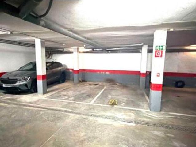Garaje en venta en Carcaixent, València / Valencia