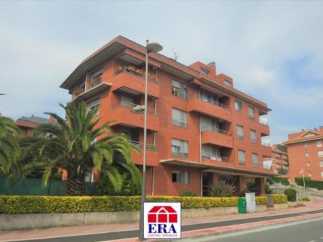 Garaje en venta en Ocharan, Castro-Urdiales