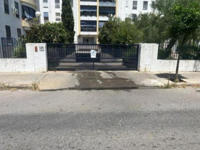 Garaje en venta en Miralbaida, Córdoba