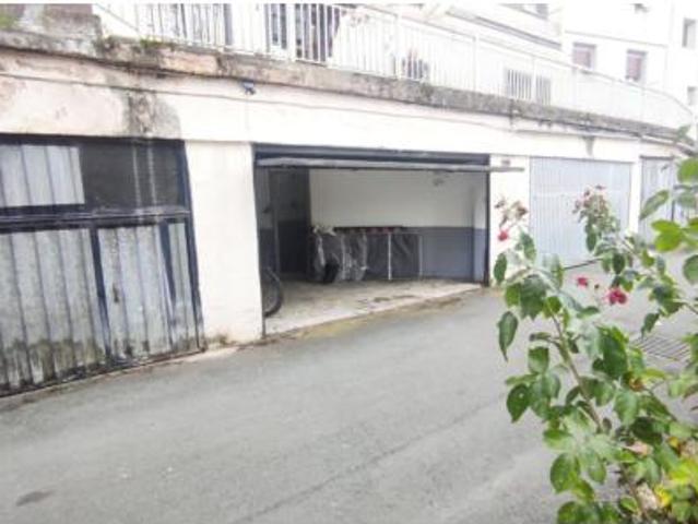 Garaje en venta en Ubitxa, Eibar
