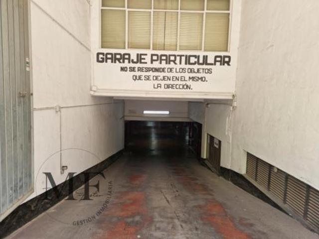 Garaje en venta en El Trinquete, Elda