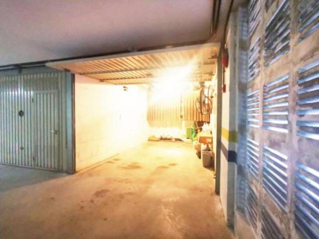 Garaje en venta en Arizti, Ermua