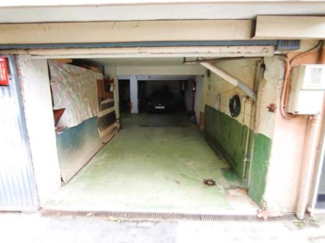 Garaje en venta en Ermua, Bizkaia
