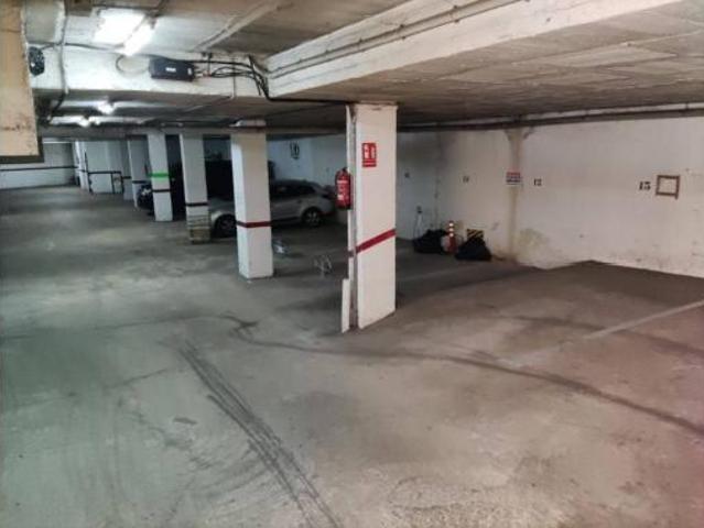 Garaje en venta en Figueres, Girona