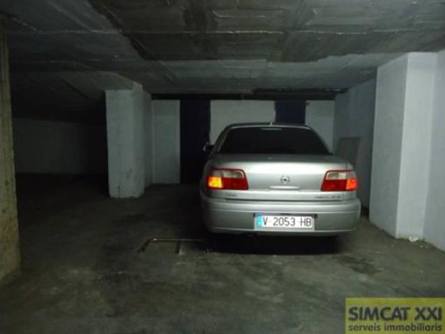 Garaje en venta en Figueres, Girona