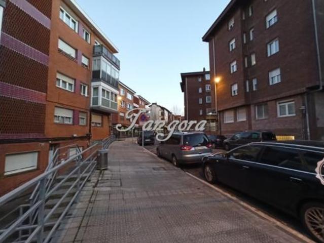 Garaje en venta en Algorta, Getxo