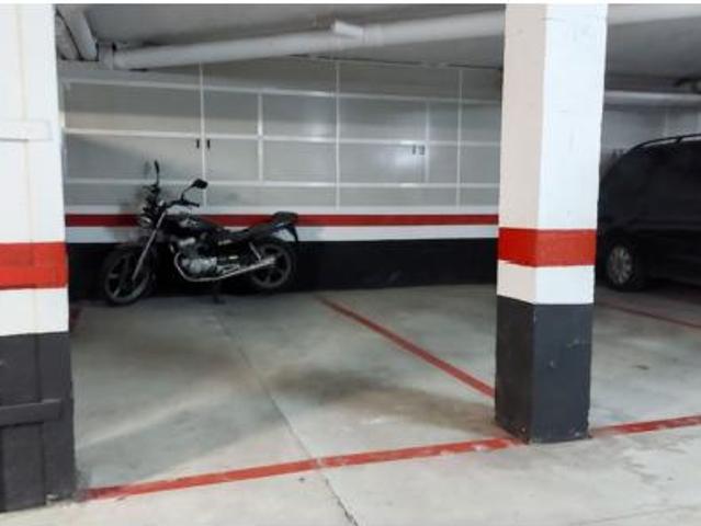 Garaje en venta en Algorta, Getxo