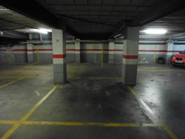Garaje en venta en Santa Eugènia, Girona