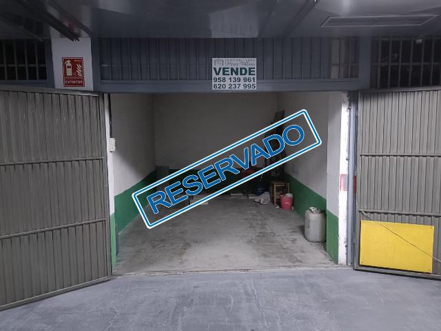 Garaje en venta en Granada, Castaño - Mirasierra