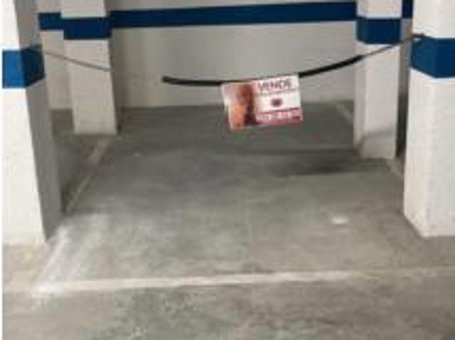 Garaje en venta en Castell de Ferro, Gualchos
