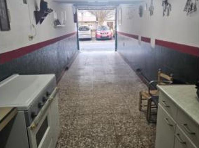 Garaje en venta en Anaka, Irun