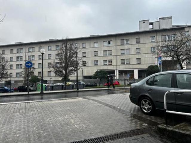 Garaje en venta en Lapitze, Irun