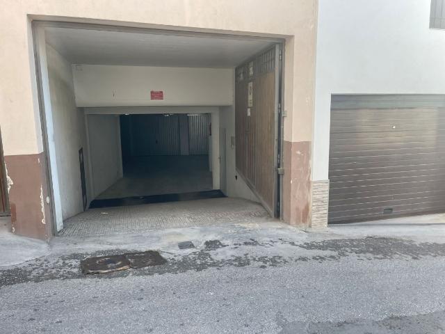 Garaje en venta en Torredonjimeno, Andalucía
