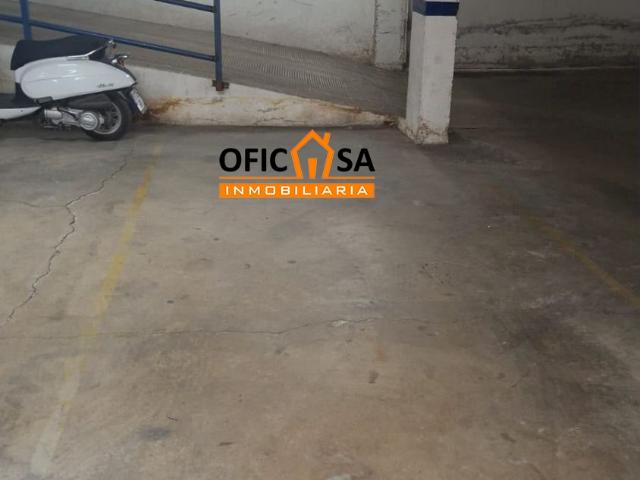Garaje en venta en Bailén, Jaén