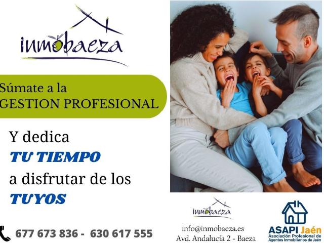 Garaje en venta en Baeza, Jaén