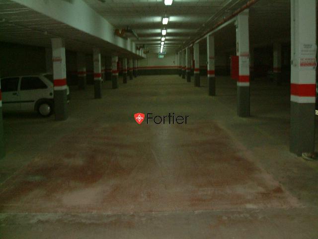 Garaje en venta en Martos, Andalucía