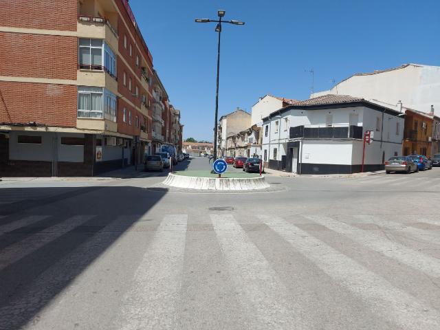 Garaje en venta en Baeza, Jaén