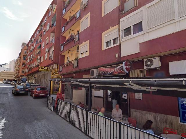 Parking en venta en Jaén, Urbanización Azahar