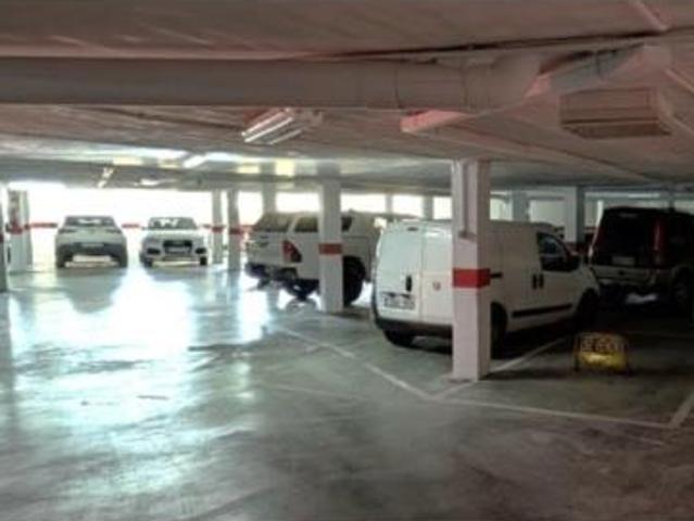 Garaje en venta en Jaén